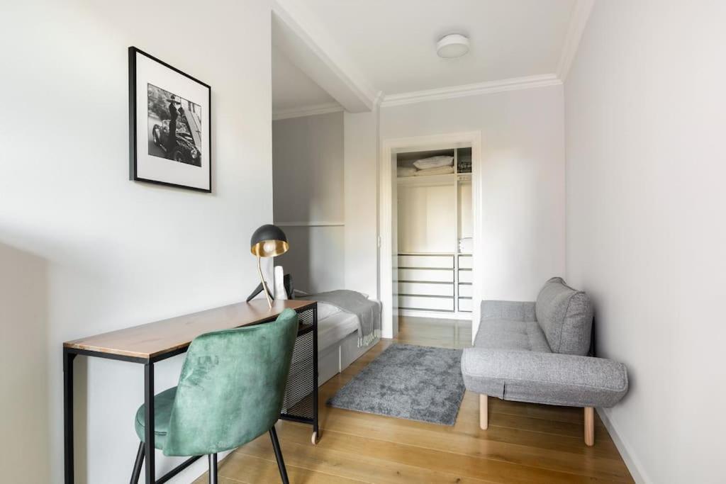 Appartement Cozy In Christianshavn W Two Balconies. Kopenhagen